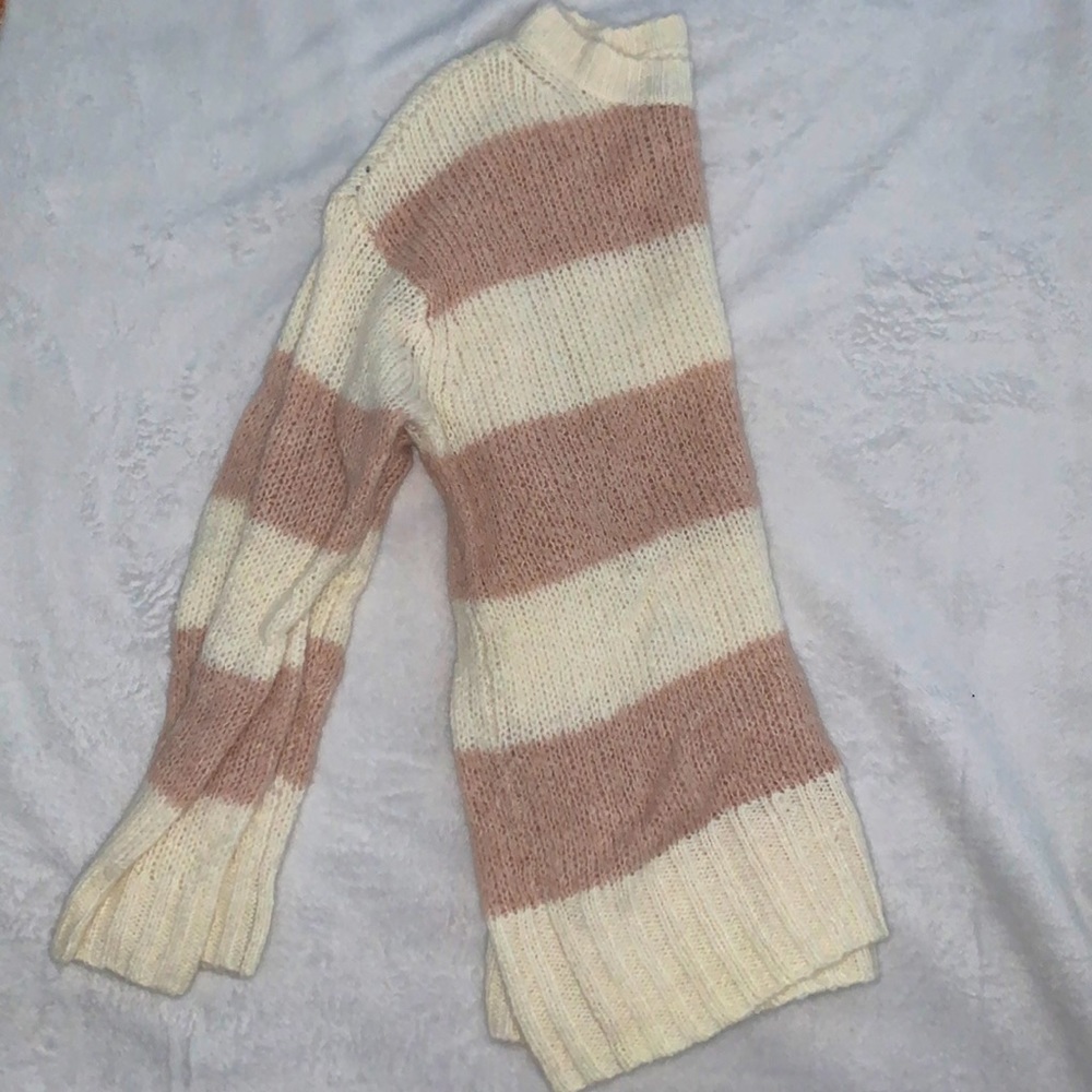 American Eagle sweater size M
